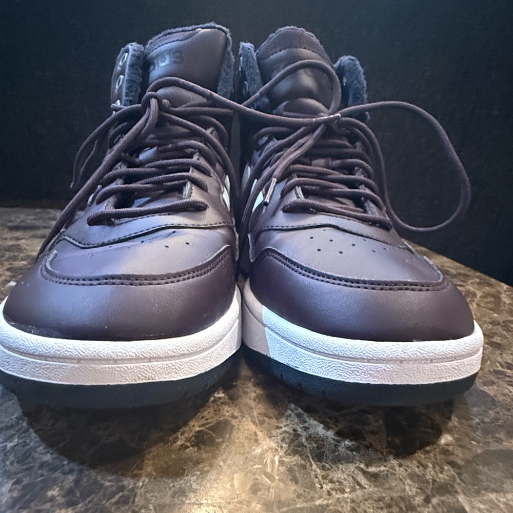 adidas. Womens Hoops 3.0 Mid Trainers Womens. Shadow Maroon. Size 11. - Picture 10 of 12